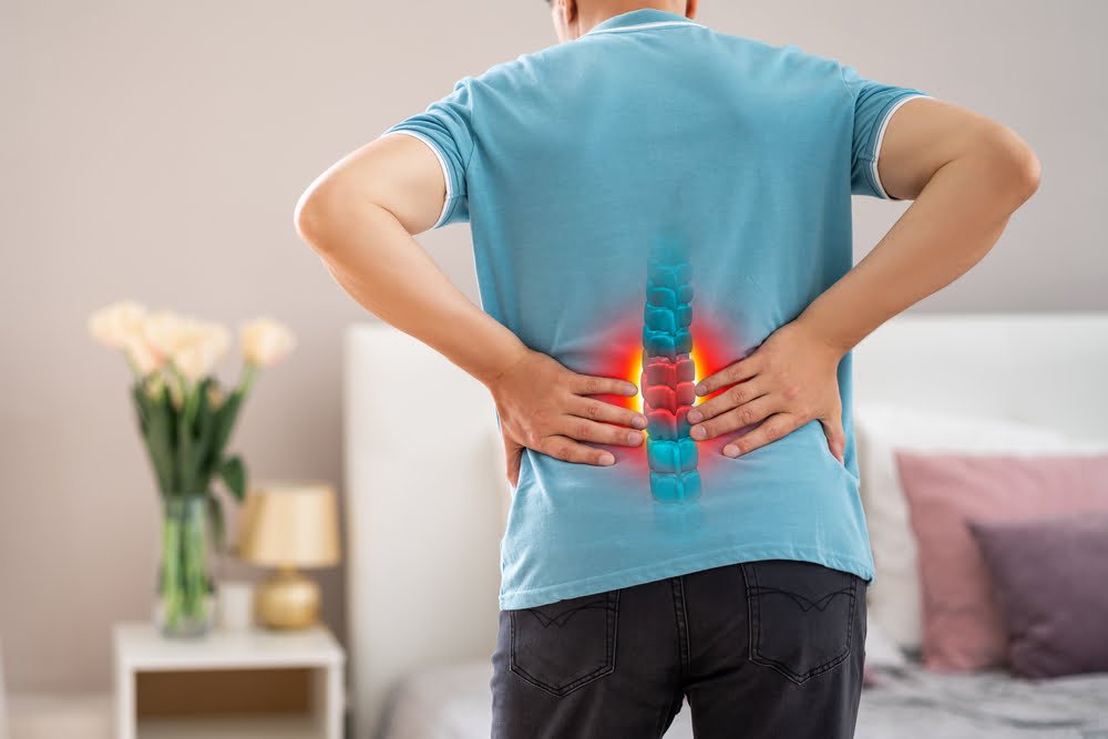 Spine Fracture causes, symptoms, and treatment